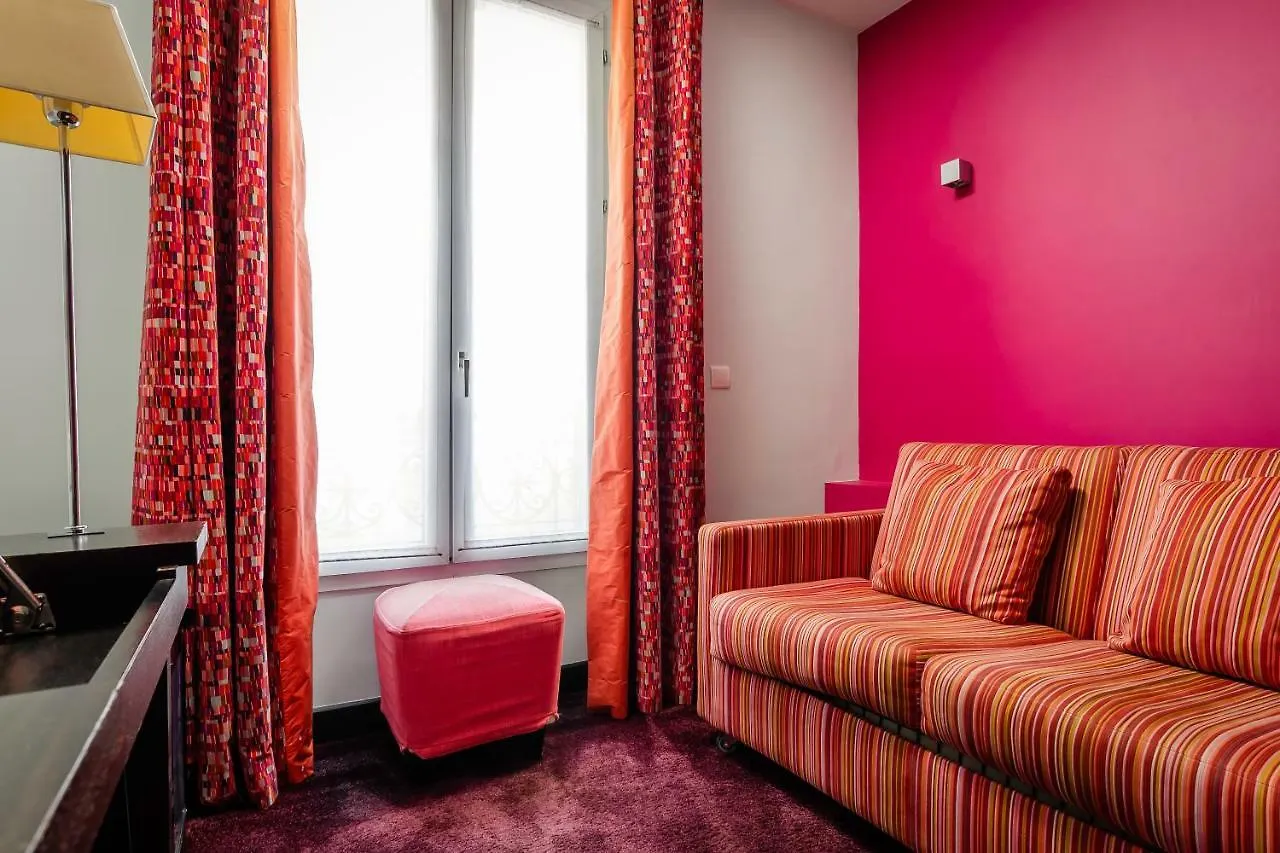 Courcelles Etoile Отель 3*