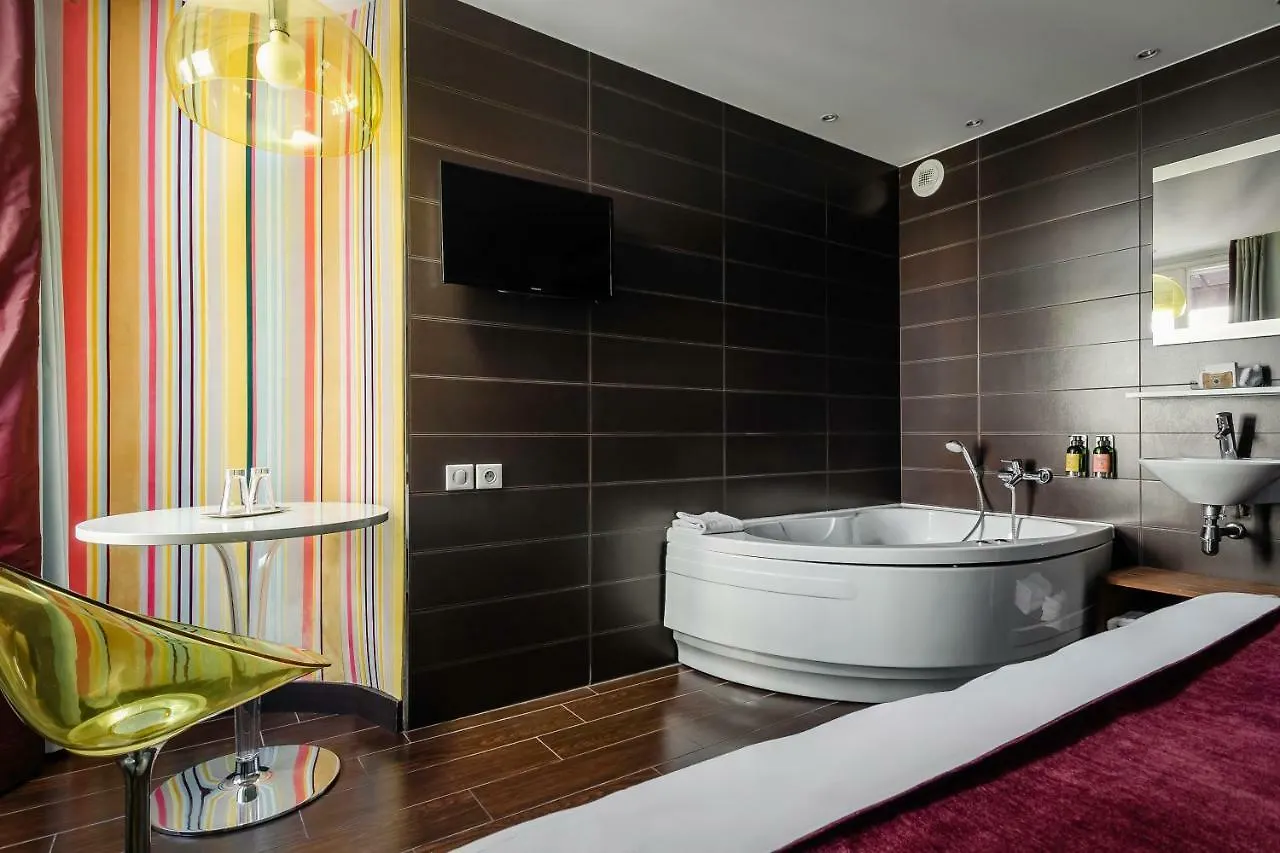 Hotel Courcelles Etoile Paříž